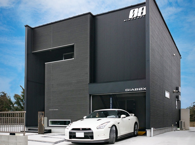 ガレージハウス外観