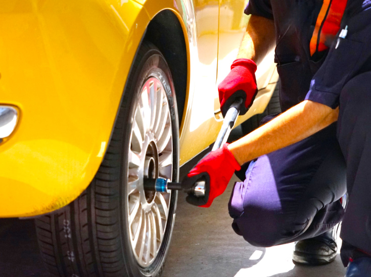 車のタイヤのメンテナンス